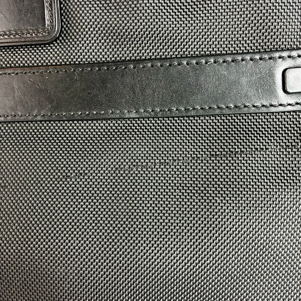 Tumi 26156dh black